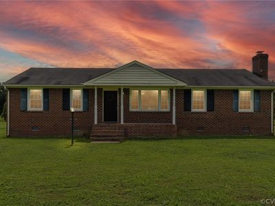 23 Healey Cove Dr, Hardyville, VA, 23070