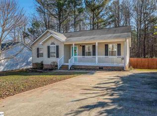 203 Kingsman Ln, Easley, SC 29642