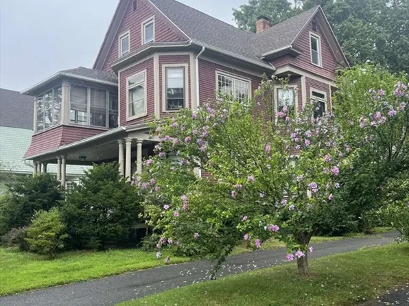 65 Firglade Ave, Springfield, MA 01108