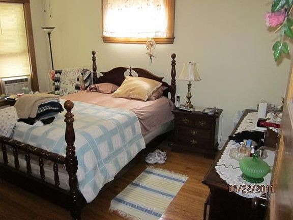 3rd image of 238 S Oak Park Ave APT 2S