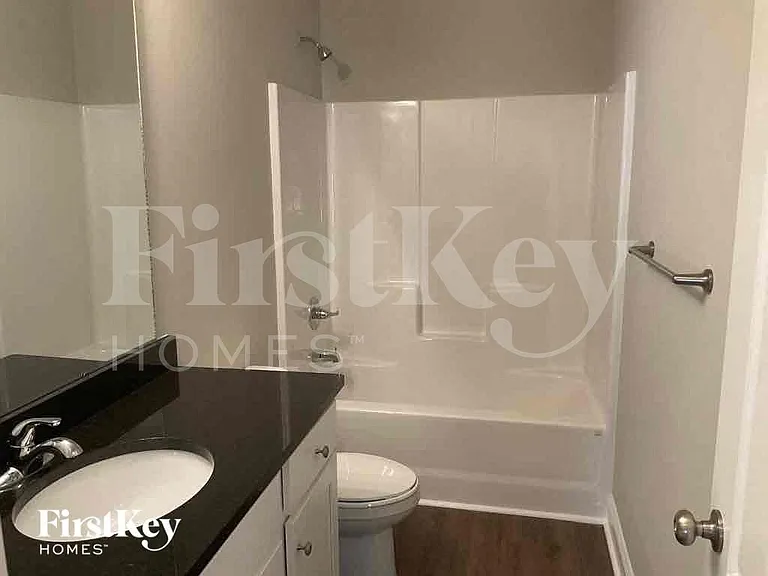 2047 Samantha Dr — Photo 14