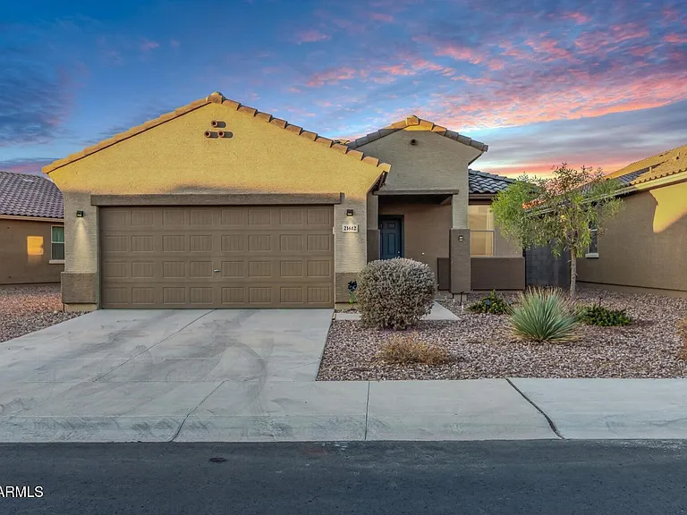 21612 W Kimberly Dr — Photo 18