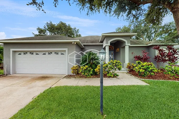 2611 Pine Valley Dr — Photo 1