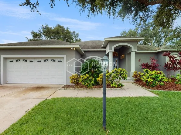 2611 Pine Valley Dr, Lakeland, FL 33810