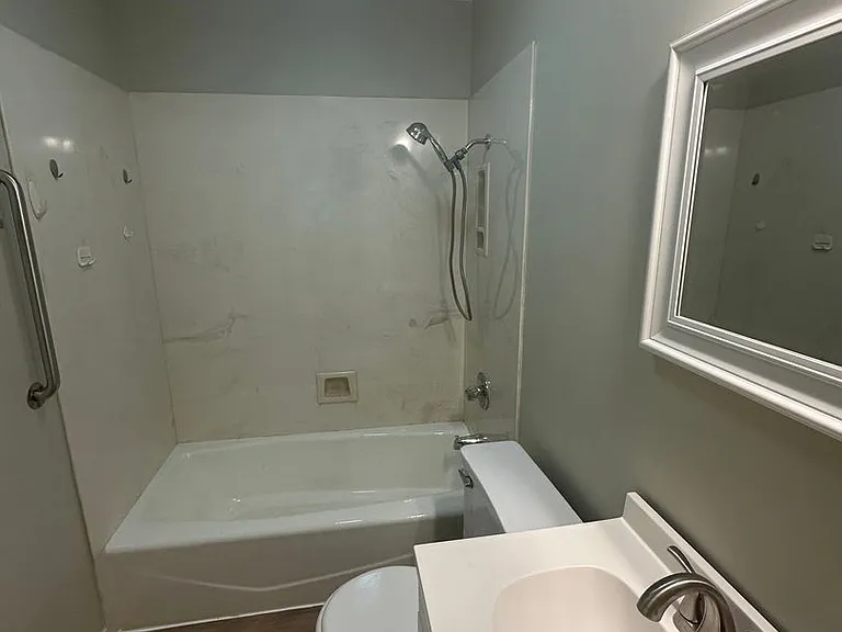 443 Janet Ln — Photo 17
