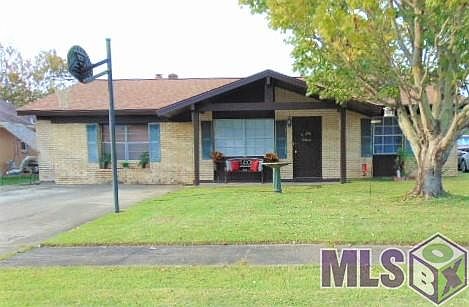 1st image of 3017 Lesley Dr