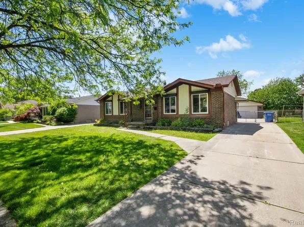 25679 Cloie Dr, Warren, MI 48089