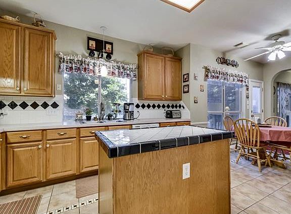 3rd image of 1848 Red Rock Dr