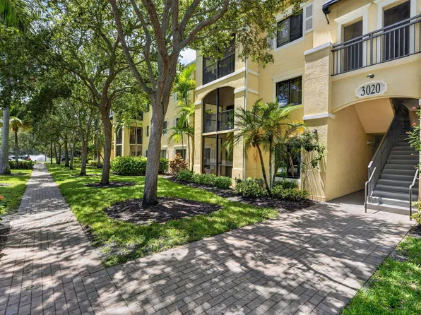 3020 Alcazar Pl, Palm Beach Gardens, FL