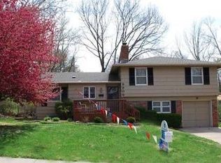 8909 W 71st St, Merriam, KS 66204