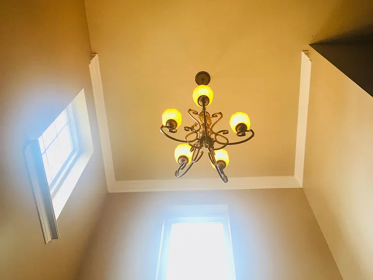 10131 Alvarado Way — Photo 2