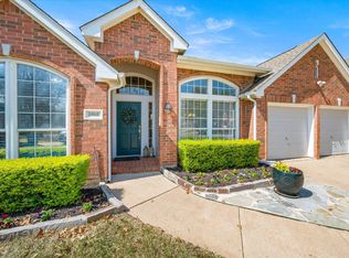 2805 Springbranch Ct, Grapevine, TX 76051