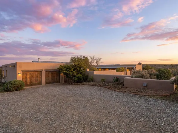 91 Riverbend, Ranchos de Taos, NM 87557