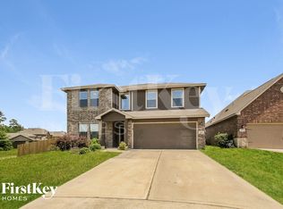 103 Crown Point Ct, Magnolia, TX 77354