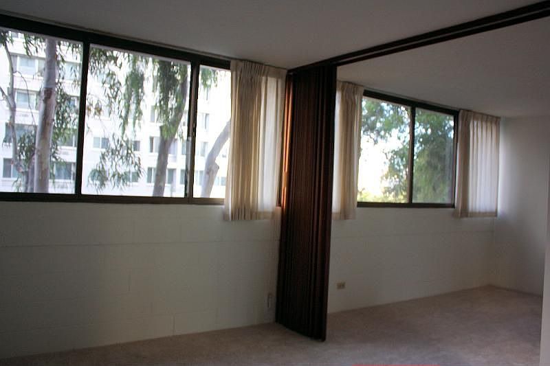 2nd image of 1134 Kinau St APT 404