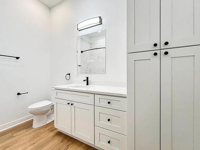 309 W Chicago Ave #301 — Photo 20