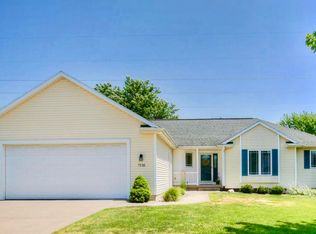 7132 Pine Oak Ln, Hudsonville, MI