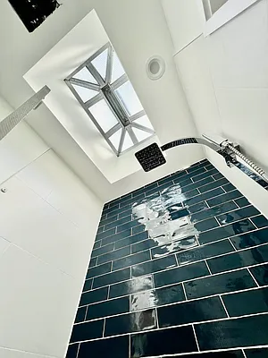 Rented by Pear NYC LLC | media 18