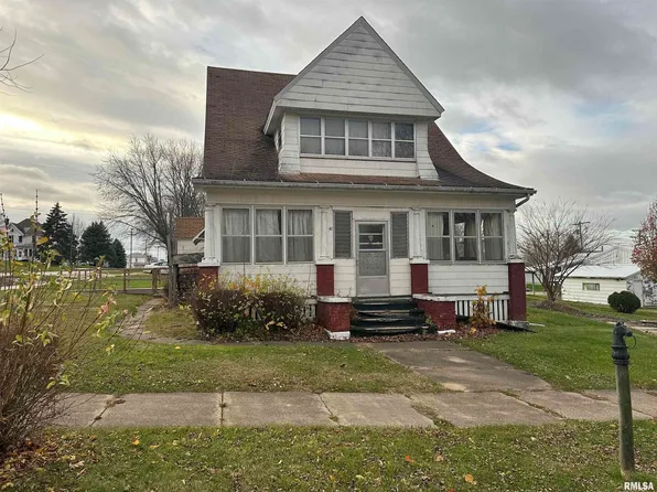 41 S Elliot St, Preston, IA 52069