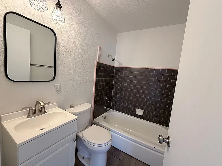 2170 Placer St — Photo 10
