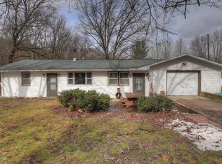 8611 Seventeen Mile Rd NE, Cedar Springs, MI 49319