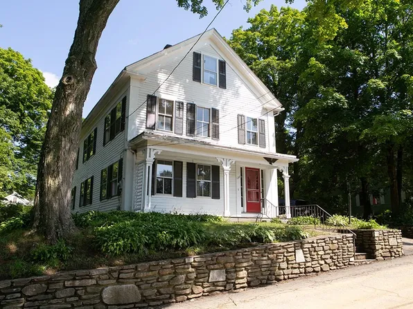 122 Pleasant St, East Brookfield, MA 01515