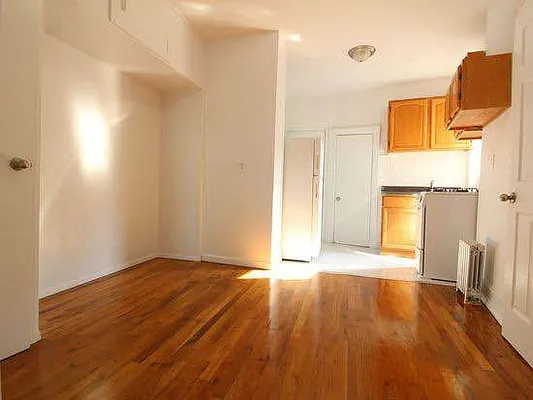 Rented by MPGL Realty Corp | media 39