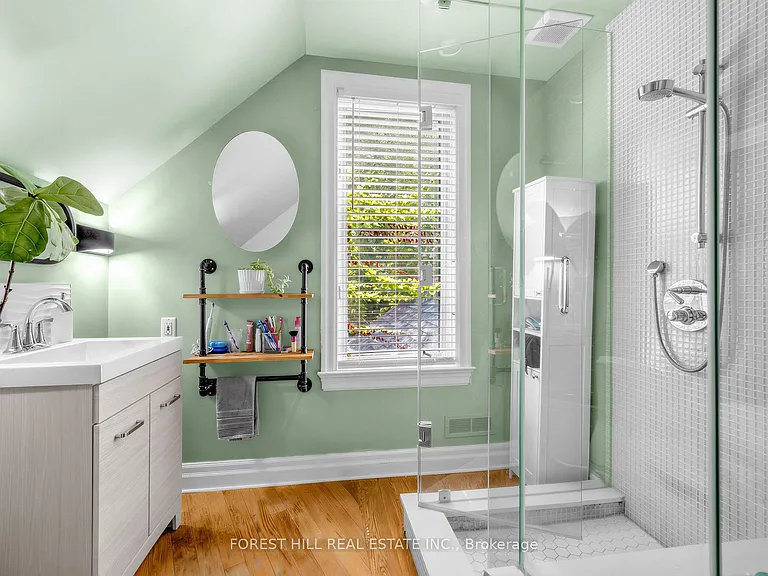 401 Balliol St — Photo 27