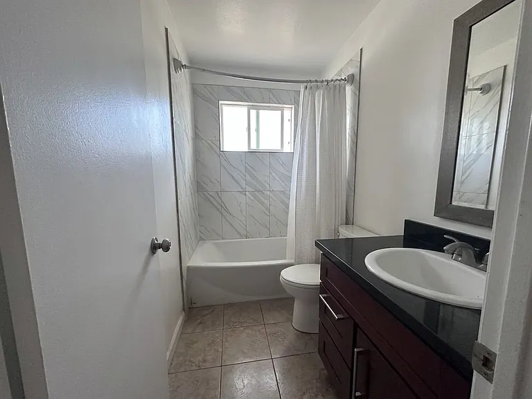 3685 Cape Cod Ct #4 — Photo 6