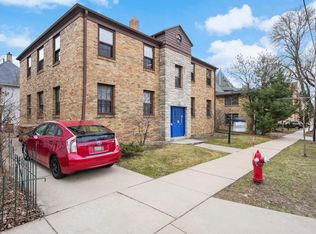 821 Jenifer St, Madison, WI 53703
