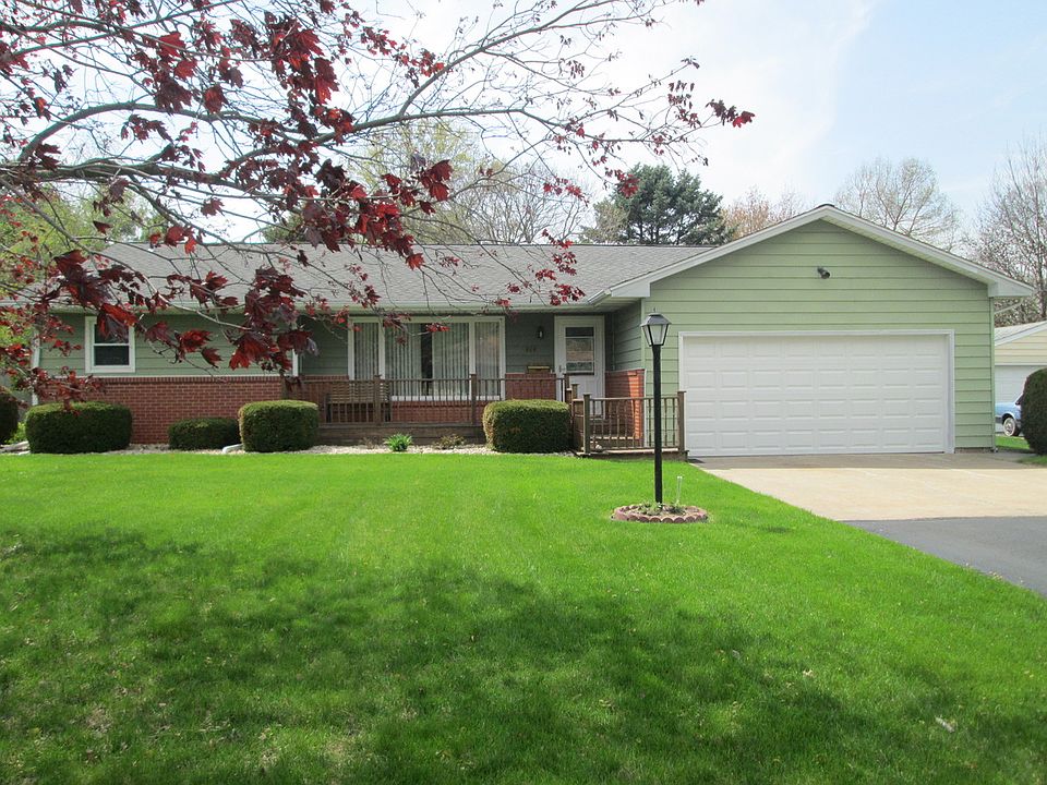 1st image of 808 N 10th St