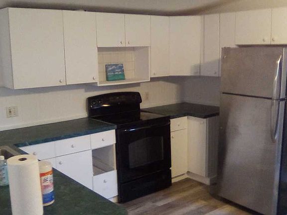 2nd image of 28232 Dorothy Ave #B
