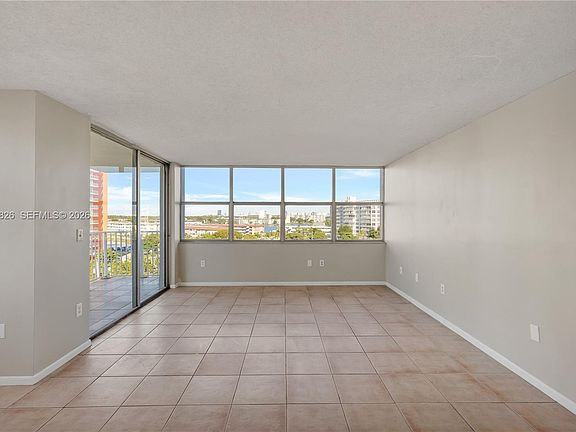 3rd image of 1300 NE Miami Gardens Dr APT 714E