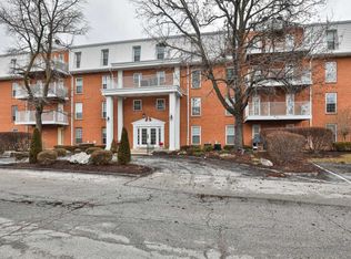 14471 Bantry Ln APT 2, Chesterfield, MO 63017