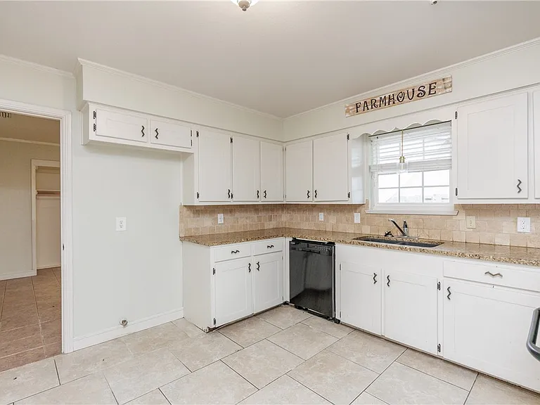 6702 Sahara Dr — Photo 15