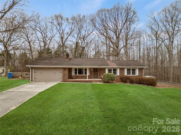 2231 Snuggs Park Rd, Albemarle, NC 28001