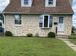 3525 Dixon Ave, Bristol, PA