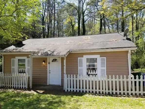 541 Martin Rd, Stone Mountain, GA 30088