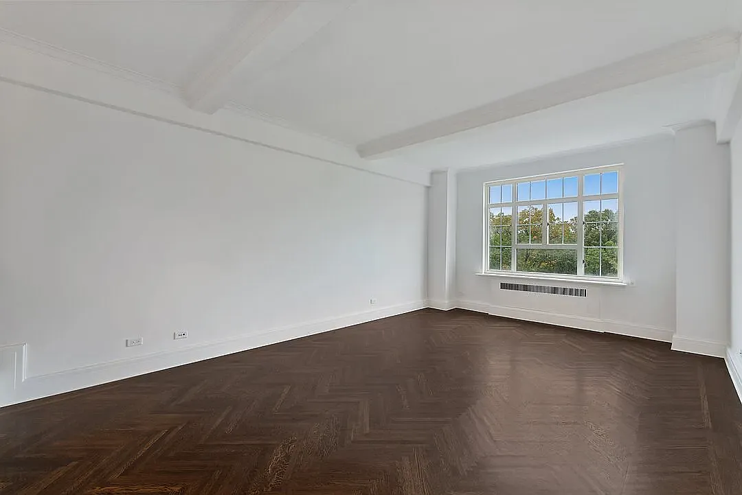 241 Central Park West — Photo 2