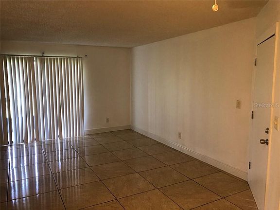 5th image of 2231 Cascades Blvd Unit 102