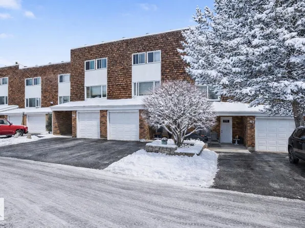 148 Great Oaks, Strathcona County, AB T8A 0V8