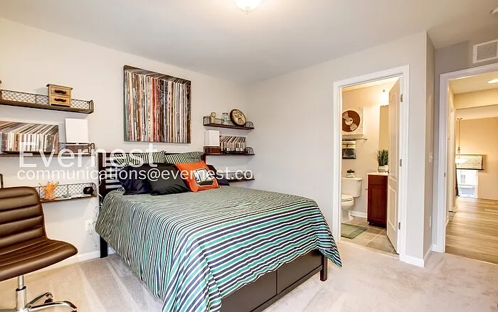 1735 Hudgins Farm Cir — Photo 15