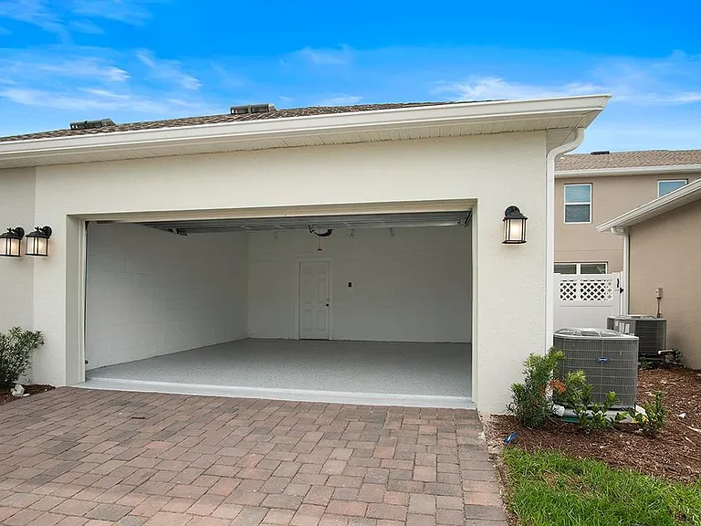 5643 Quiet Palm Loop — Photo 9