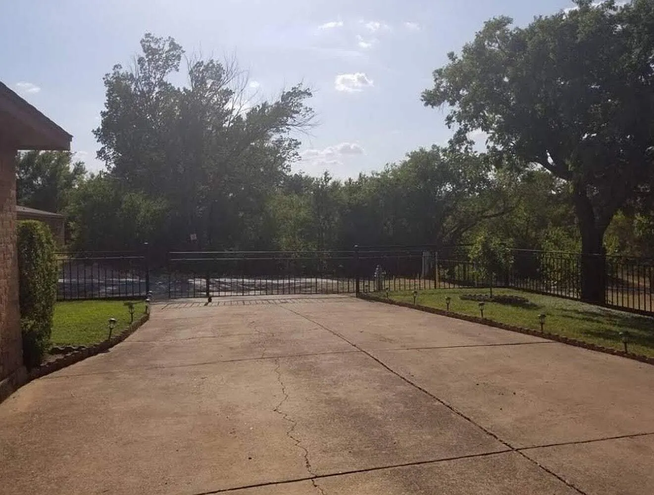 2 bed, 1000 sqft, $1,400 — Photo 3
