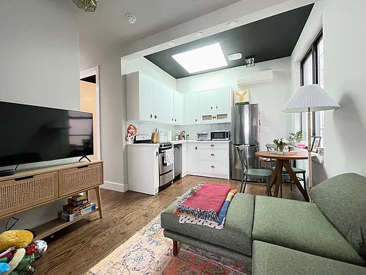 Rented by Native Real Estate LLC | media 7