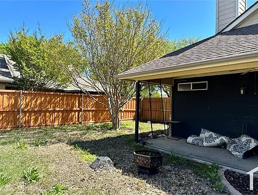 7217 Montego Dr — Photo 1