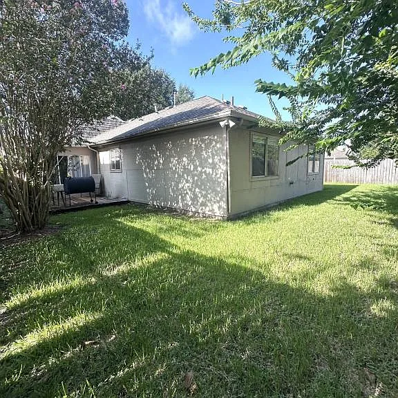 1814 Grove Court Dr — Photo 17