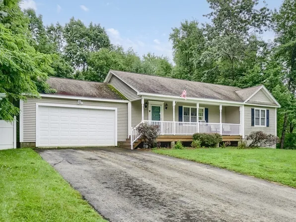 9 Meadowbrook Cir, Rutland, MA 01543