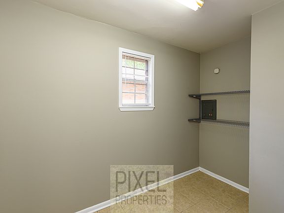 3rd image of 6708 Marguerite Ln