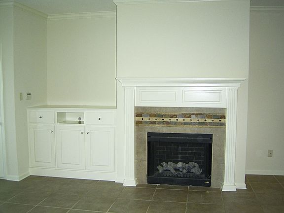 4th image of 154 Villa Point #C